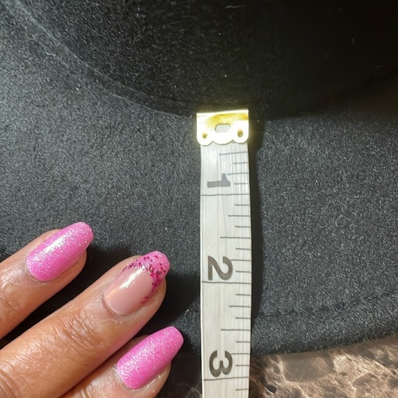 Fashion Nova Black Fedora Hat - Picture 10 of 14